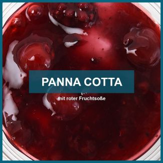 Panna Cotta mit roter Fruchtsoße